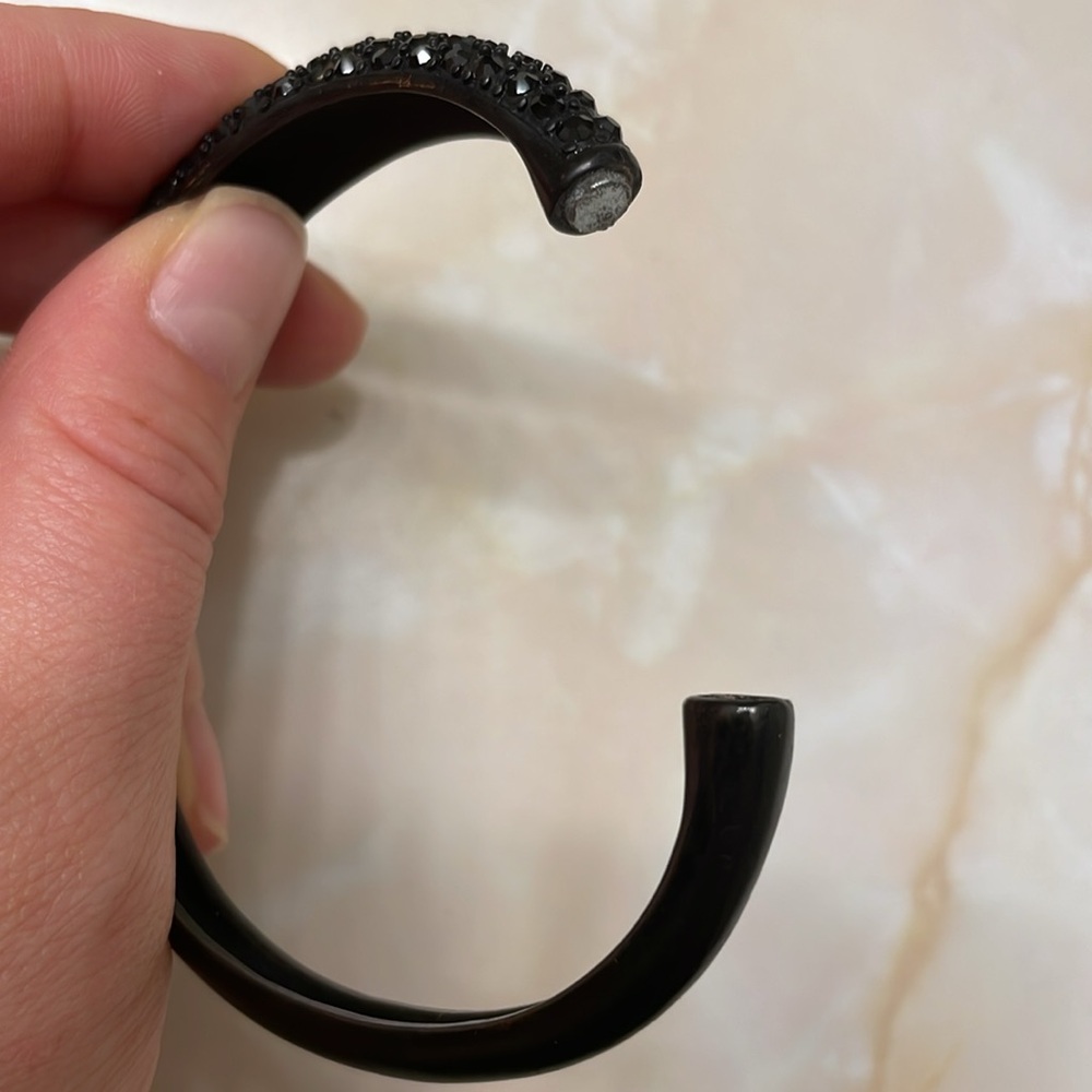 Gorgeous black crystal bracelet - Picture 4 of 5
